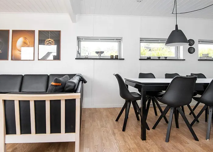 Holiday home 8 Person In Knebel-by Traum
